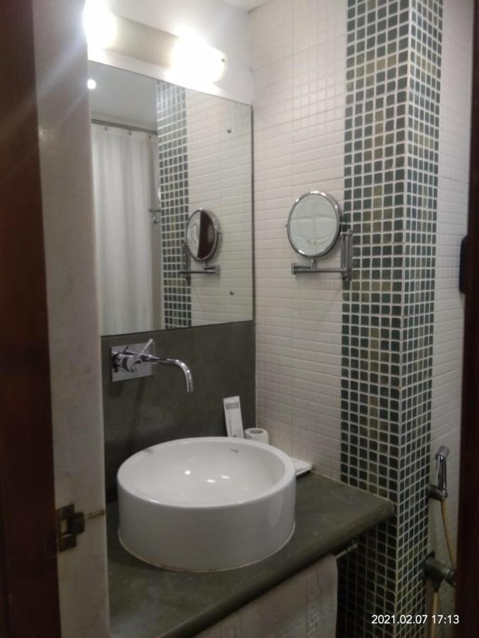 Hotel Jewel Of Chembur Мумбай Екстериор снимка