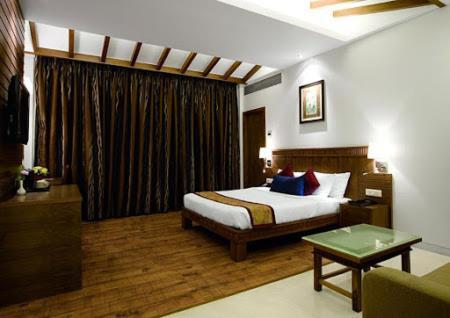 Hotel Jewel Of Chembur Мумбай Стая снимка