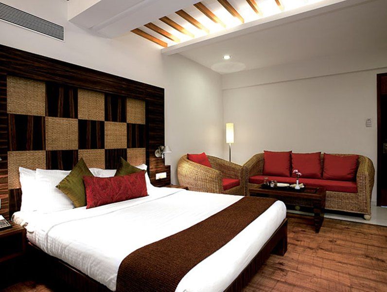 Hotel Jewel Of Chembur Мумбай Екстериор снимка