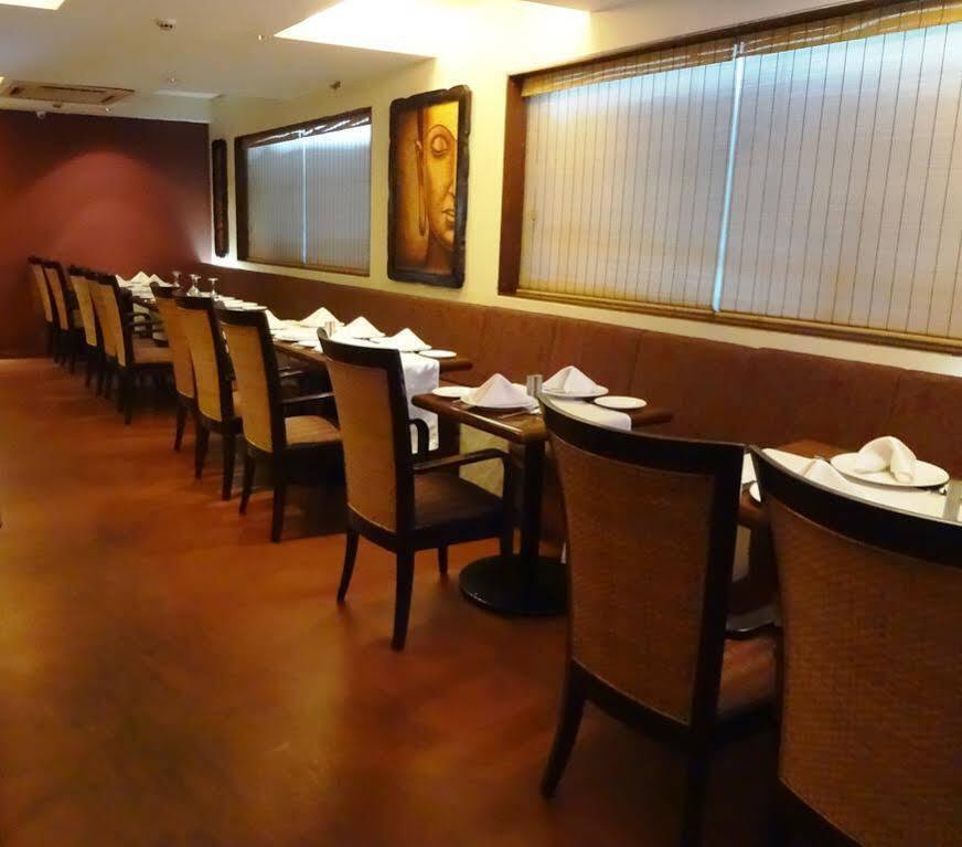 Hotel Jewel Of Chembur Мумбай Екстериор снимка